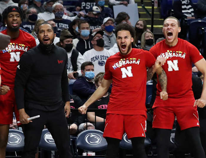 USATSI_17784251 bench vs Penn State MBB 2022.02.27